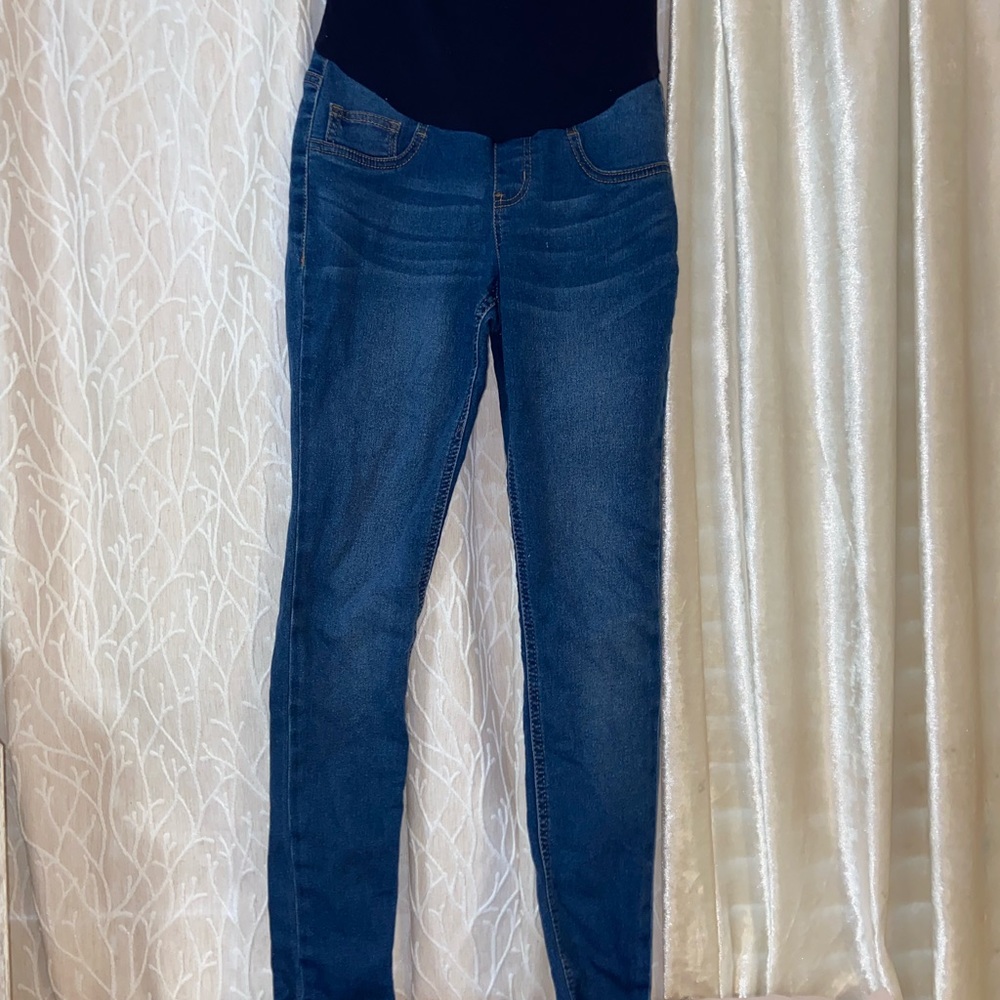 Bundle 4 pairs of maternity pants